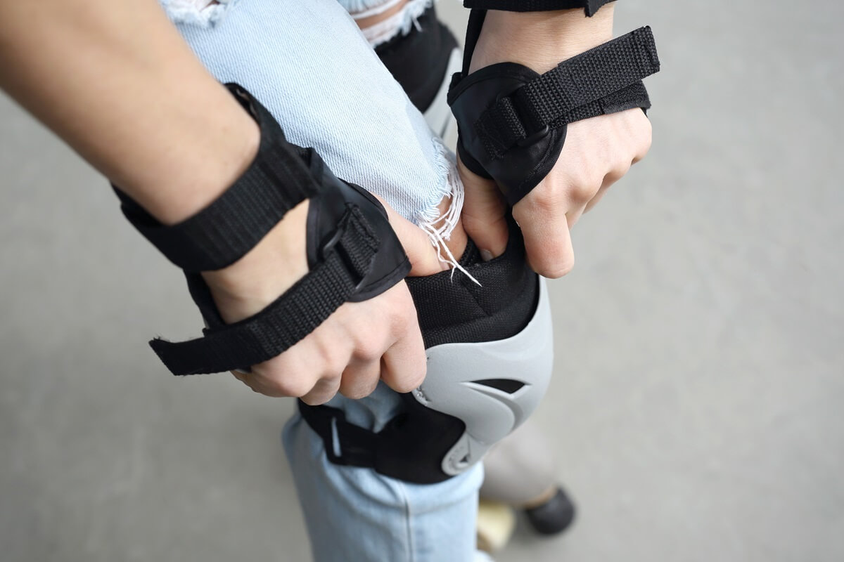 Getry i ochraniacze z logo – znakowanie odzieży sportowej dolnych partii